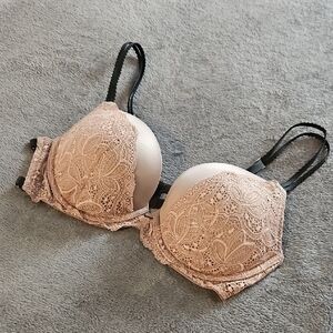Victoria's Secret Lace Push-Up Bra - Tan and Black